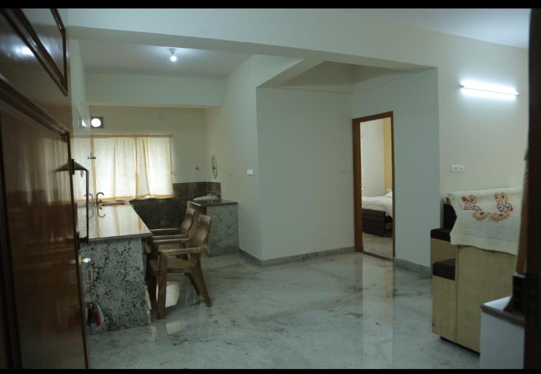 S V Home Stay Tirupati Exteriér fotografie